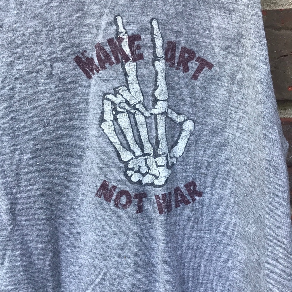 Make Art Not War sleeveless shirt - Picture 2 of 4